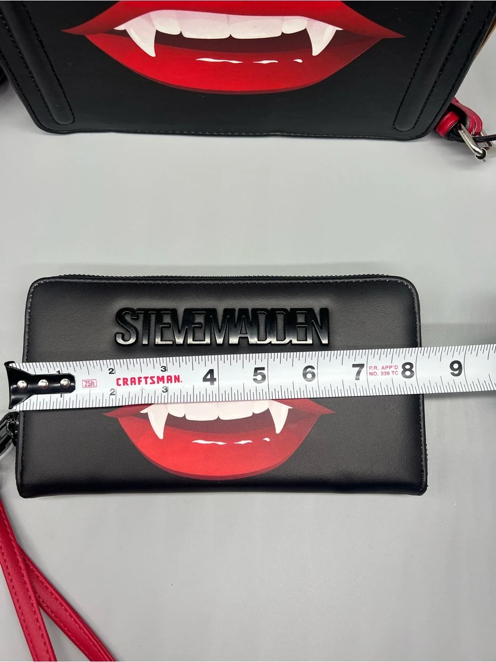 Steve Madden matching purse and wallet set